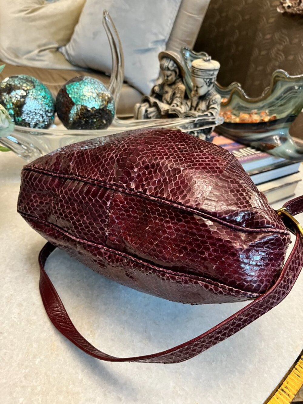 vintage snakeskin drawstring satchel wine gold trim handbag - Picture 4 of 7